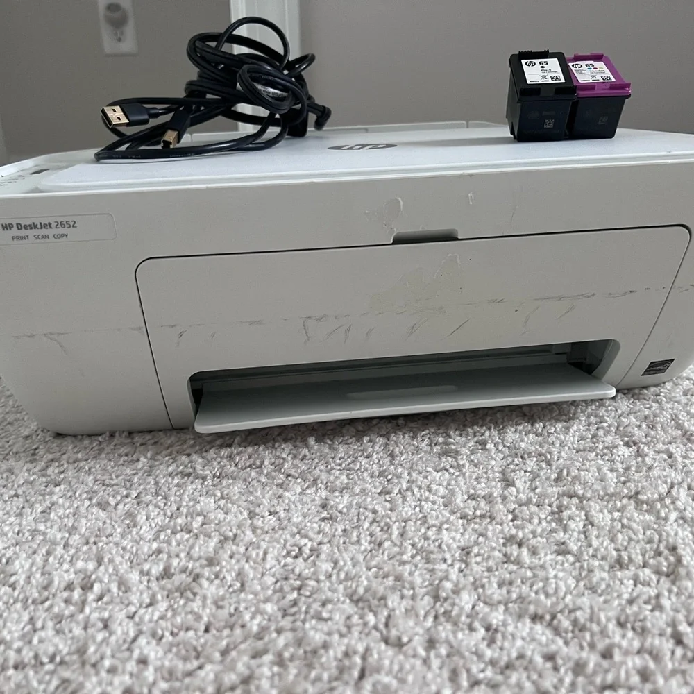 HP White All-in-One Printer with Gray Accents